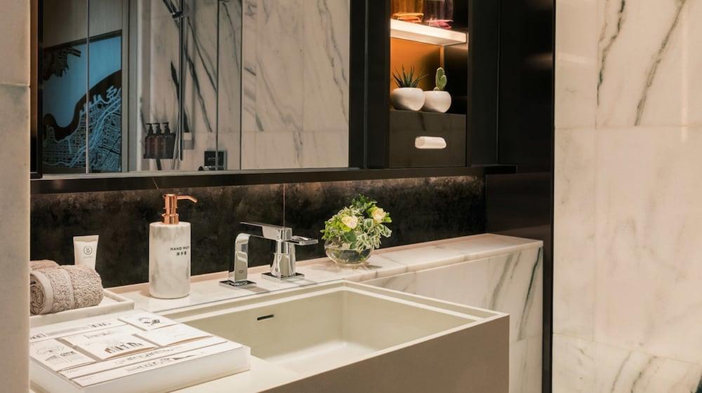 Hyatt Centric Victoria Harbour 香港
