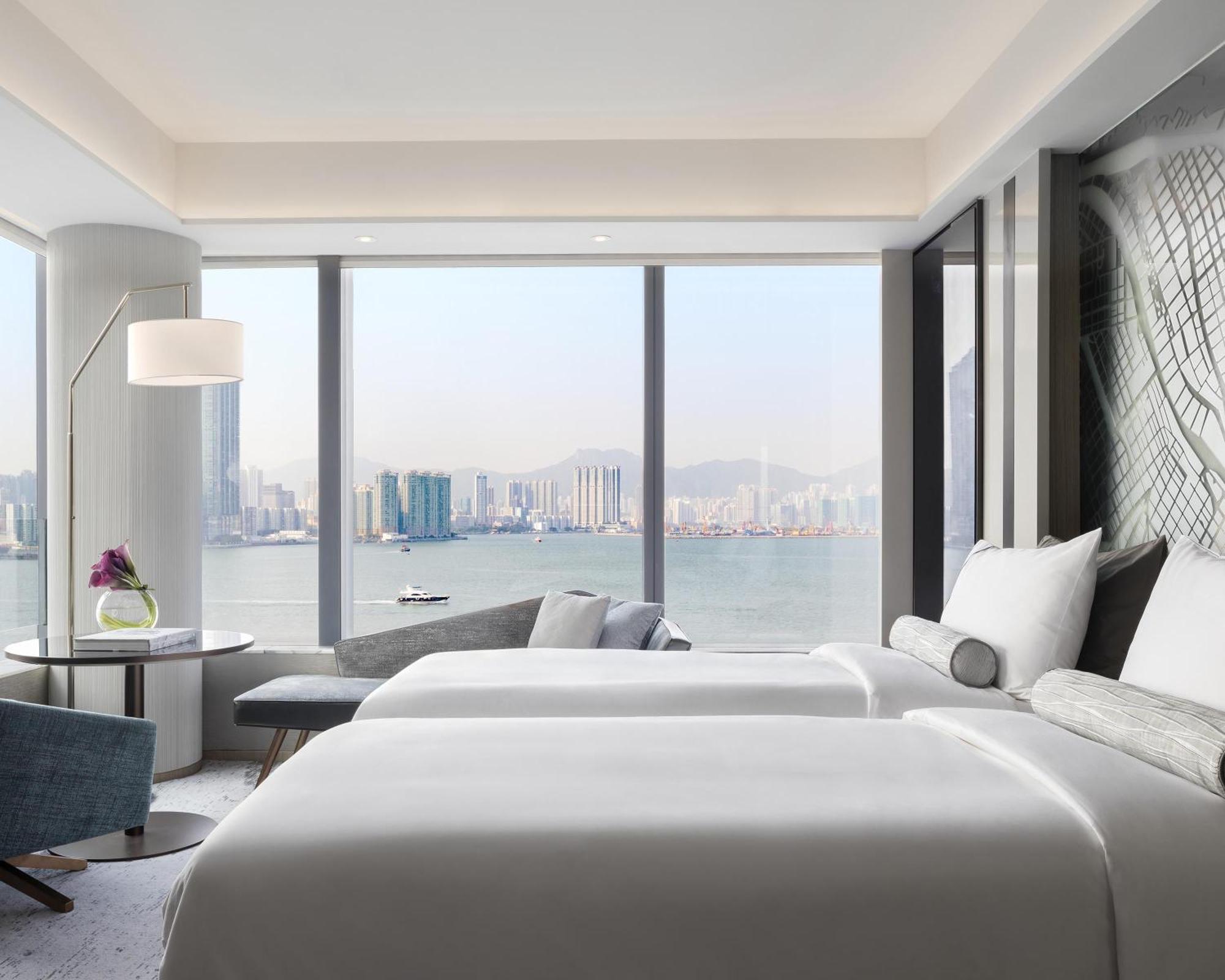 Hyatt Centric Victoria Harbour 酒店 4*